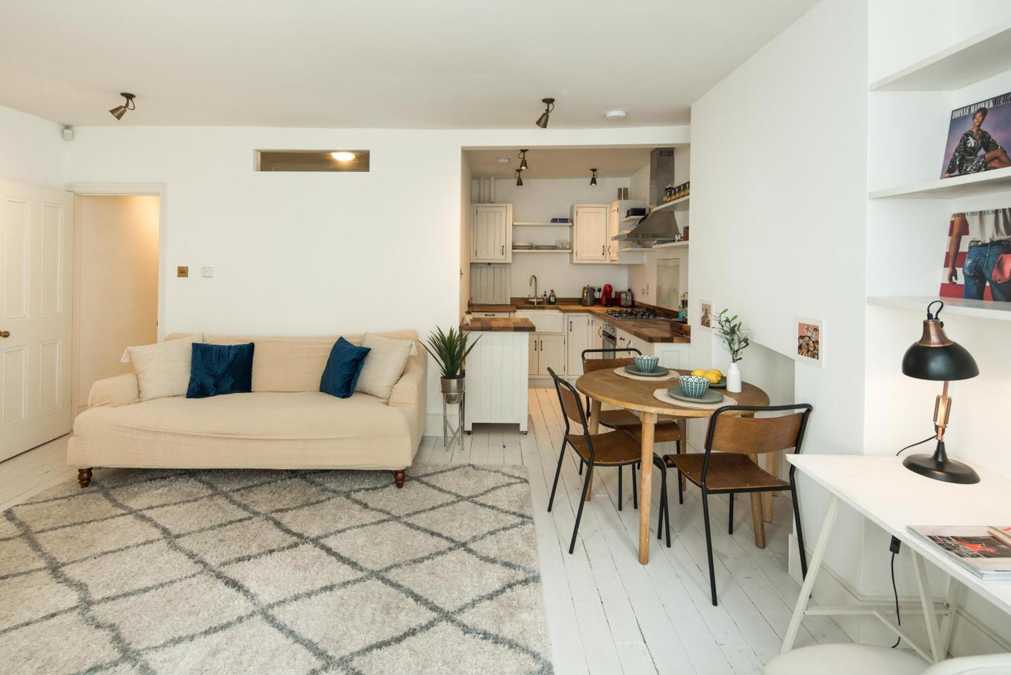 Charming 2-Bed Flat In The Heart Of Nottinghill - Steps From Portobello Rd Market And Nottinghill Bookshop Apartment London Exterior photo